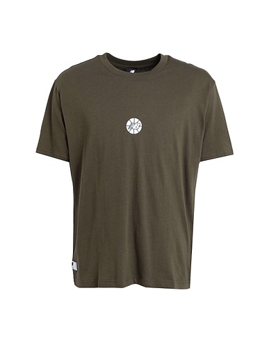 NEW BALANCE T-shirt NB Hoops Essentials Fundamental Tee
 Military green 100% Cotton