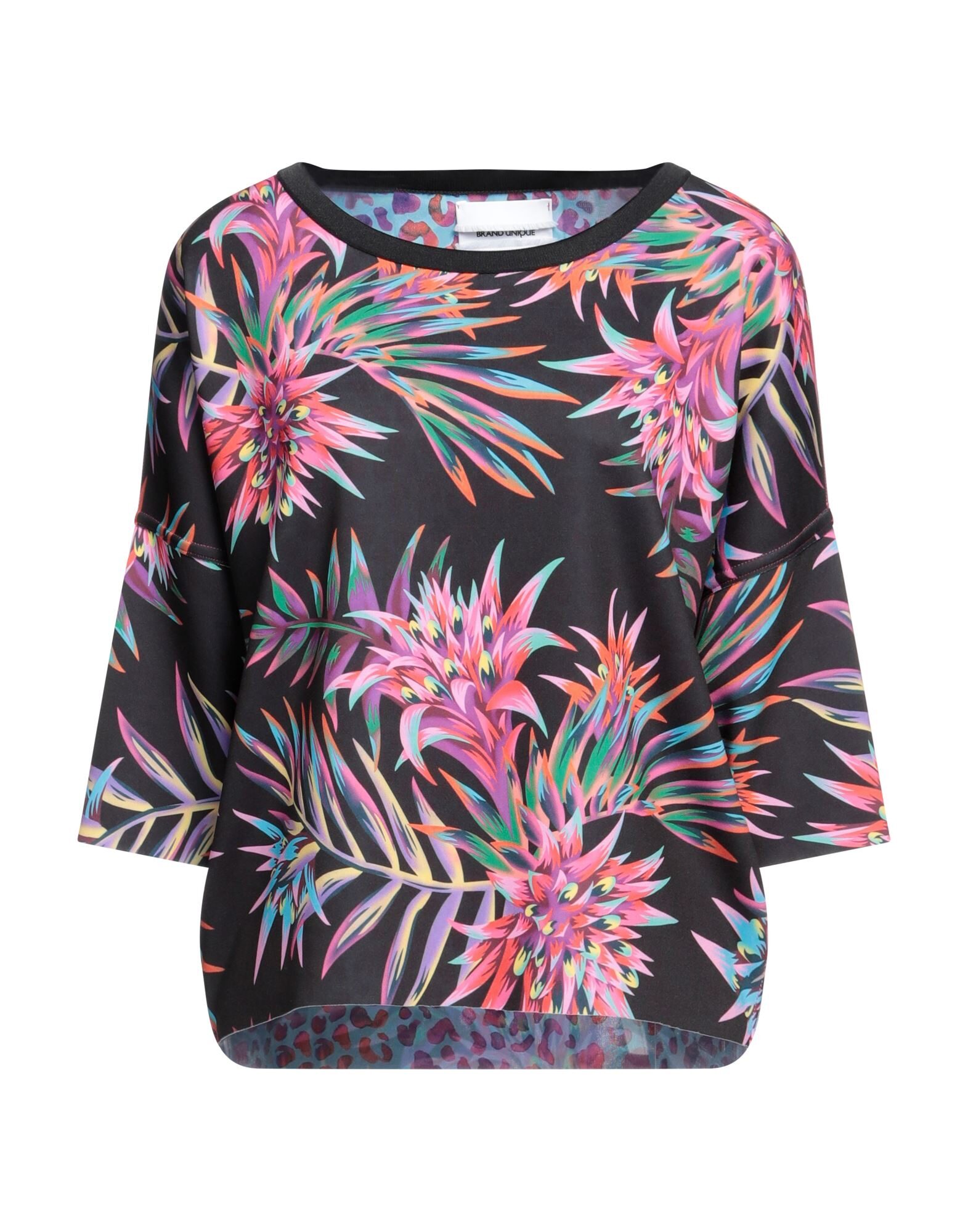 BRAND UNIQUE - T-shirts