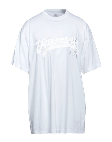 VETEMENTS