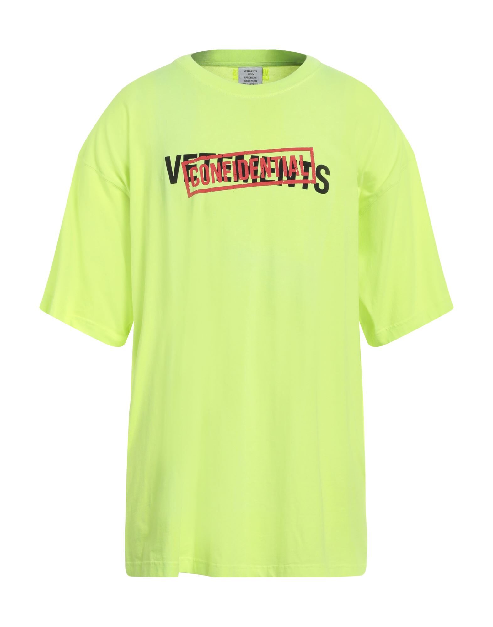 VETEMENTS Футболка 63990₽