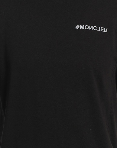 Basic T-Shirt
