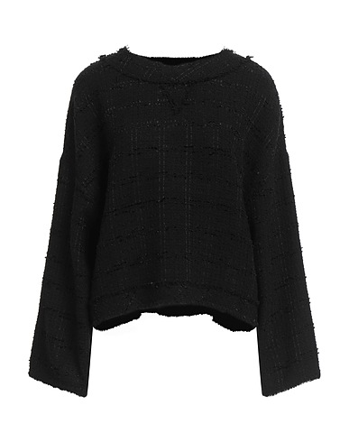 8PM Top Black 50% Acrylic, 23% Polyester, 17% Wool, 7% Polyamide, 3% Other Fibres
