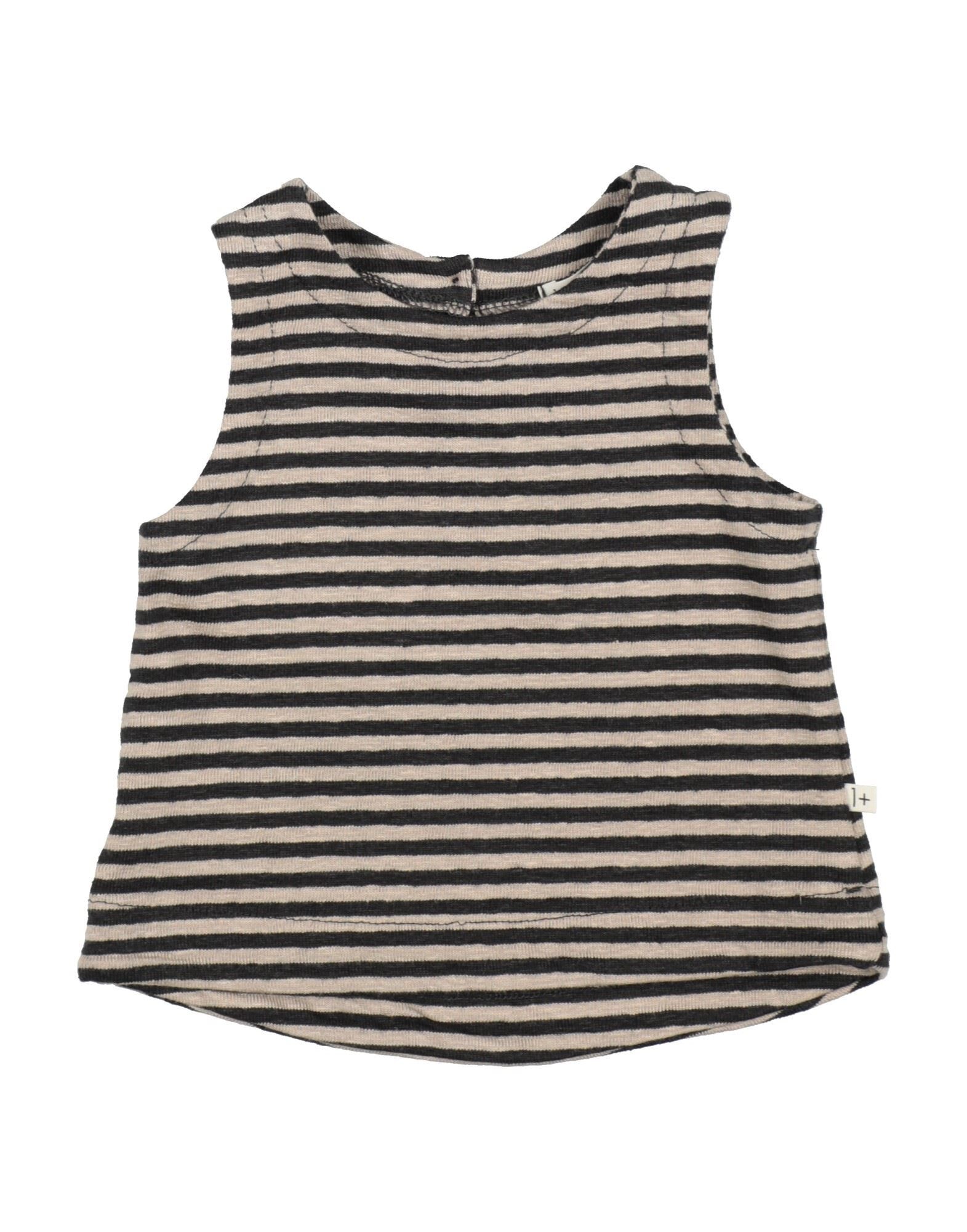 1 + IN THE FAMILY - T-shirts