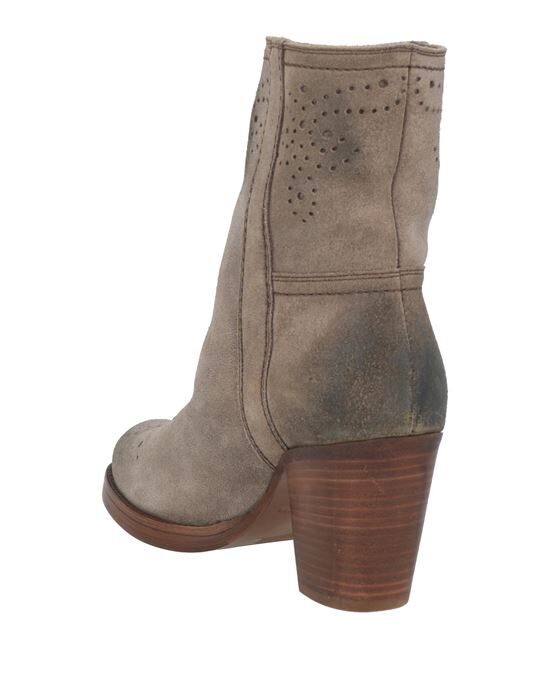 CARSHOE Полусапоги и высокие ботинки