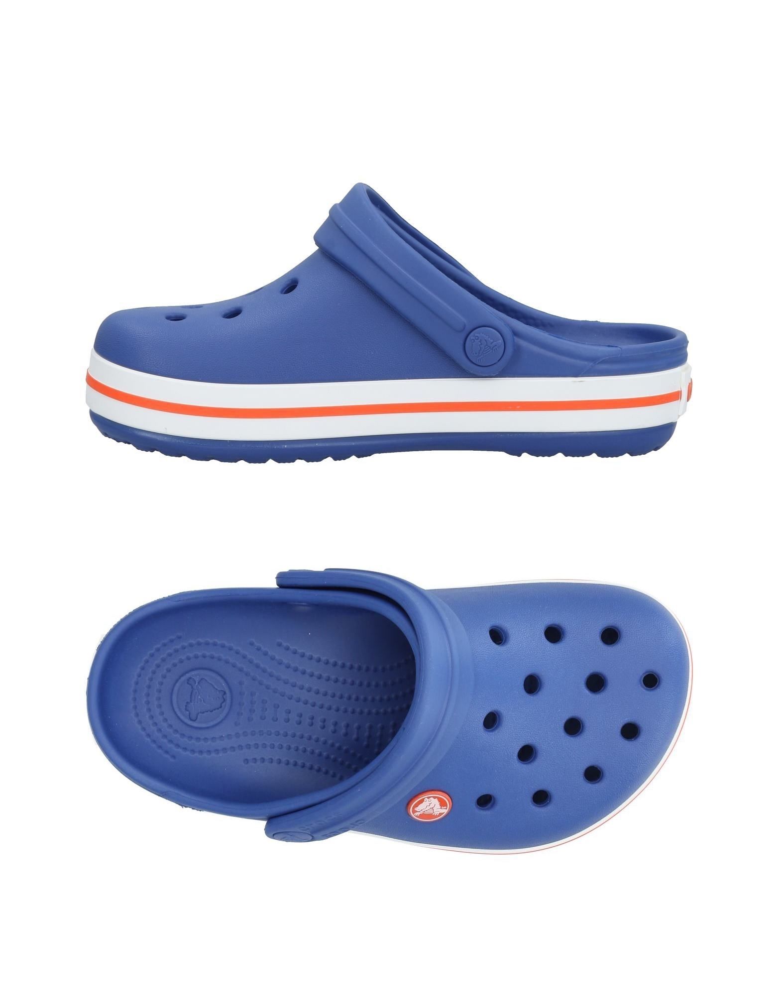 crocs beach