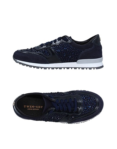 TWINSET