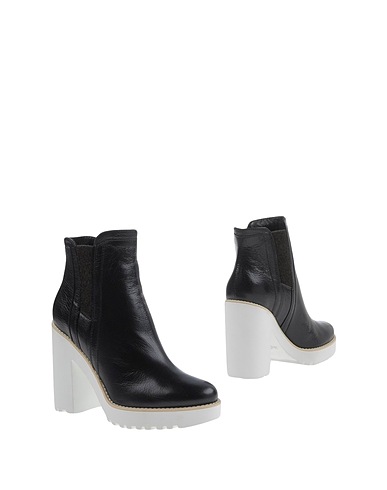 ZOOM HOGAN - Ankle boot
