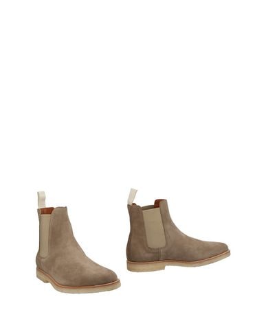 Common Projects Boots In Khaki