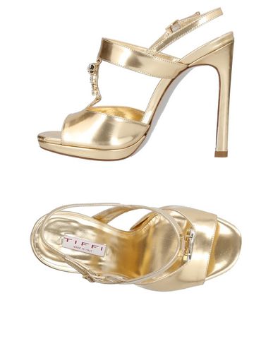 Tiffi Sandals In Gold