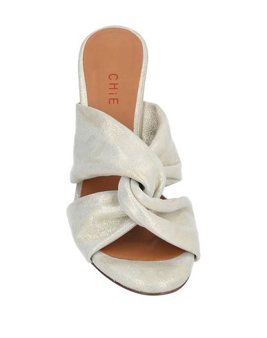 Chie By Chie Mihara Sandals In Gold