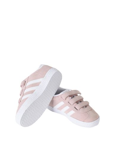 ADIDAS ORIGINALS photo