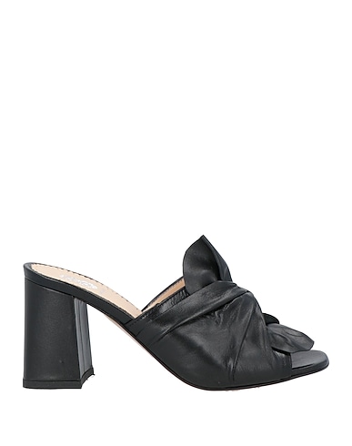 8 Sandals 100% Calfskin