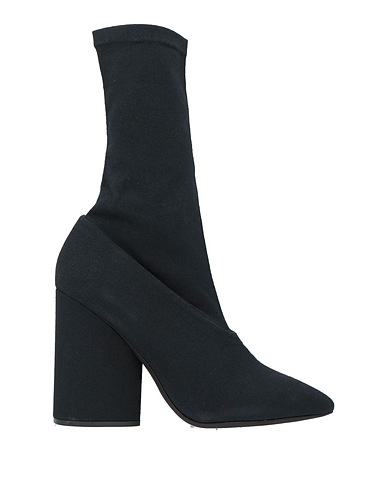 YEEZY Ankle boot Black Textile fibers
