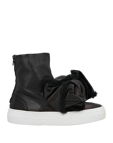 STELLA McCARTNEY