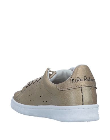 Nira Rubens Sneakers In Platinum