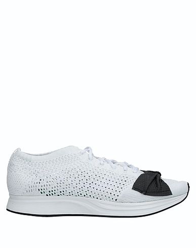 NIKE Sneakers White Textile fibres
