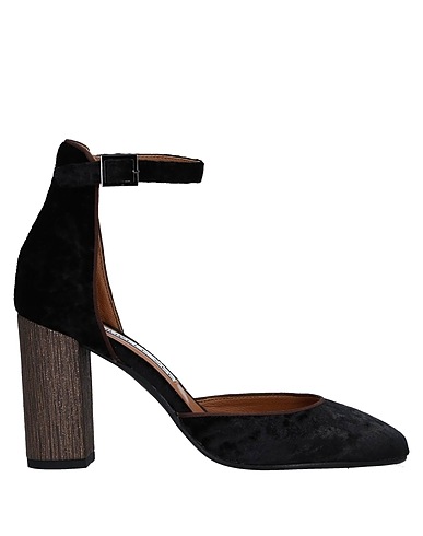 EMANUÉLLE VEE Court Black Textile fibres