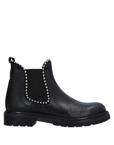 OVYÉ Ankle boot Black Calfskin