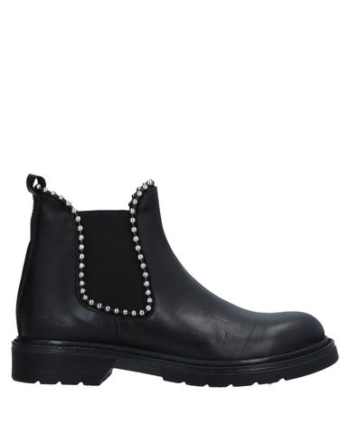Ovye' By Cristina Lucchi Ankle Boots In Black