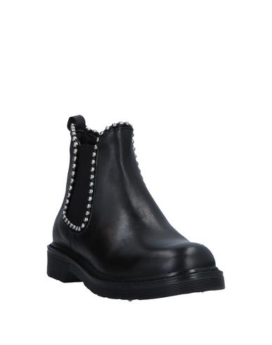 Ovye' By Cristina Lucchi Ankle Boots In Black