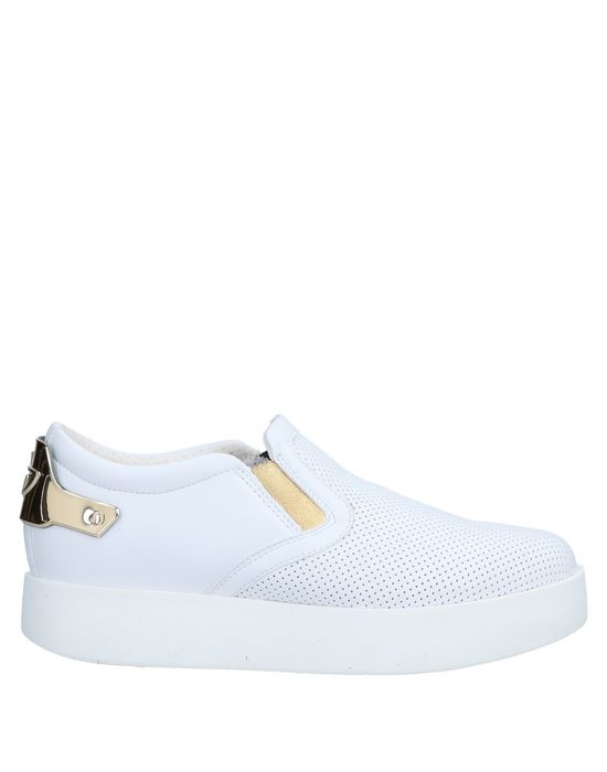 BLU BYBLOS Кеды и кроссовки