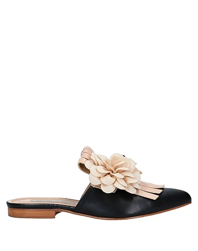 POKEMAOKE Mules and clogs Black Leather