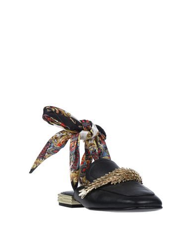 Ash Ballet Flats In Black