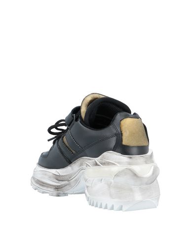 Maison Margiela Sneakers In Black
