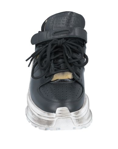 Maison Margiela Sneakers In Black