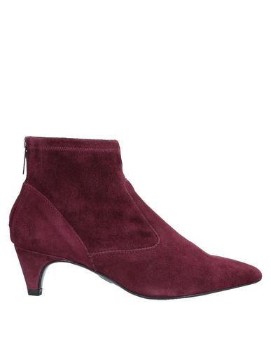 Carmens Ankle Boots In Maroon