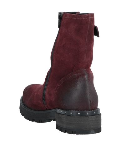 Riccardo Cartillone Ankle Boots In Red