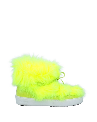 MOON BOOT