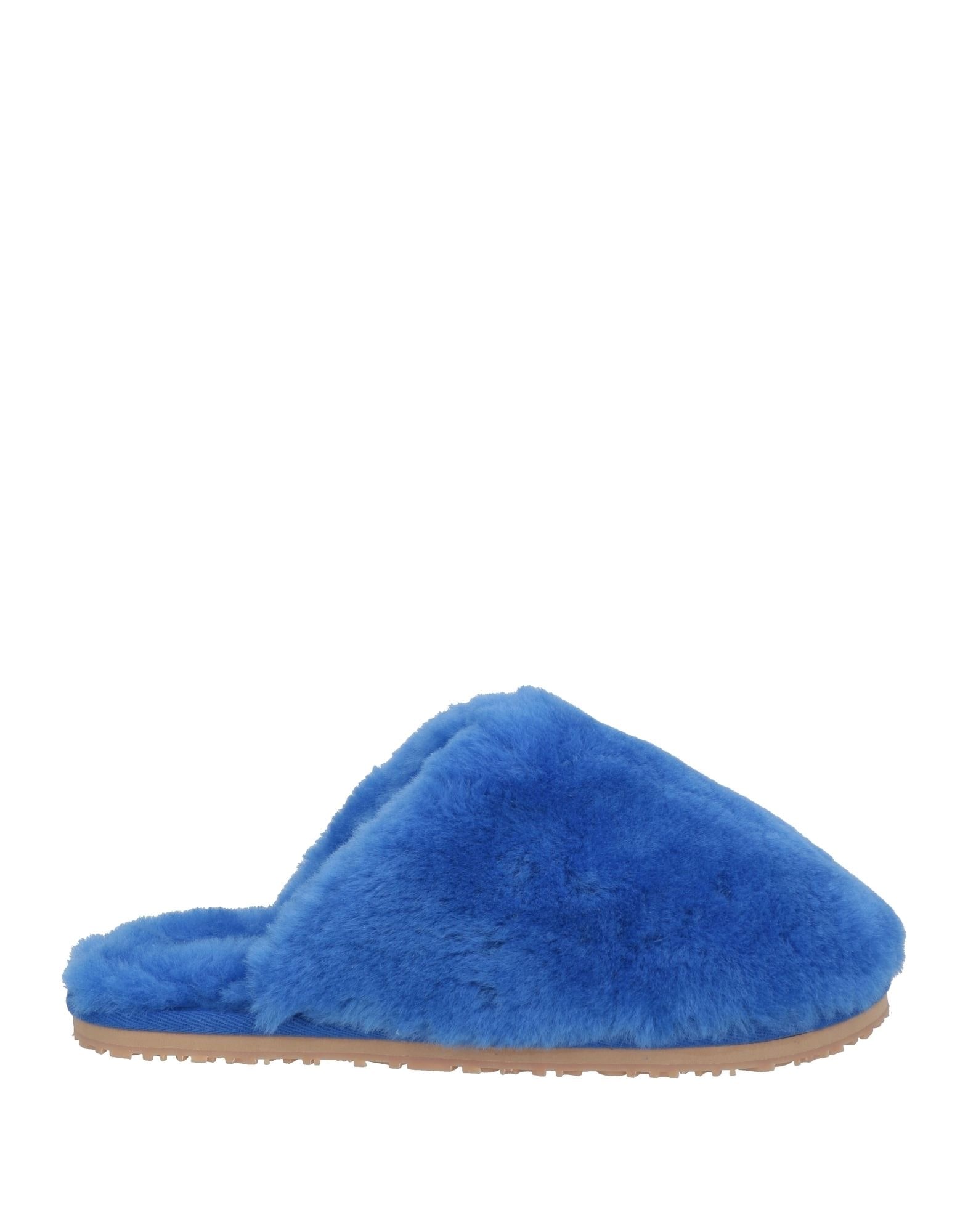 MOU - House slippers