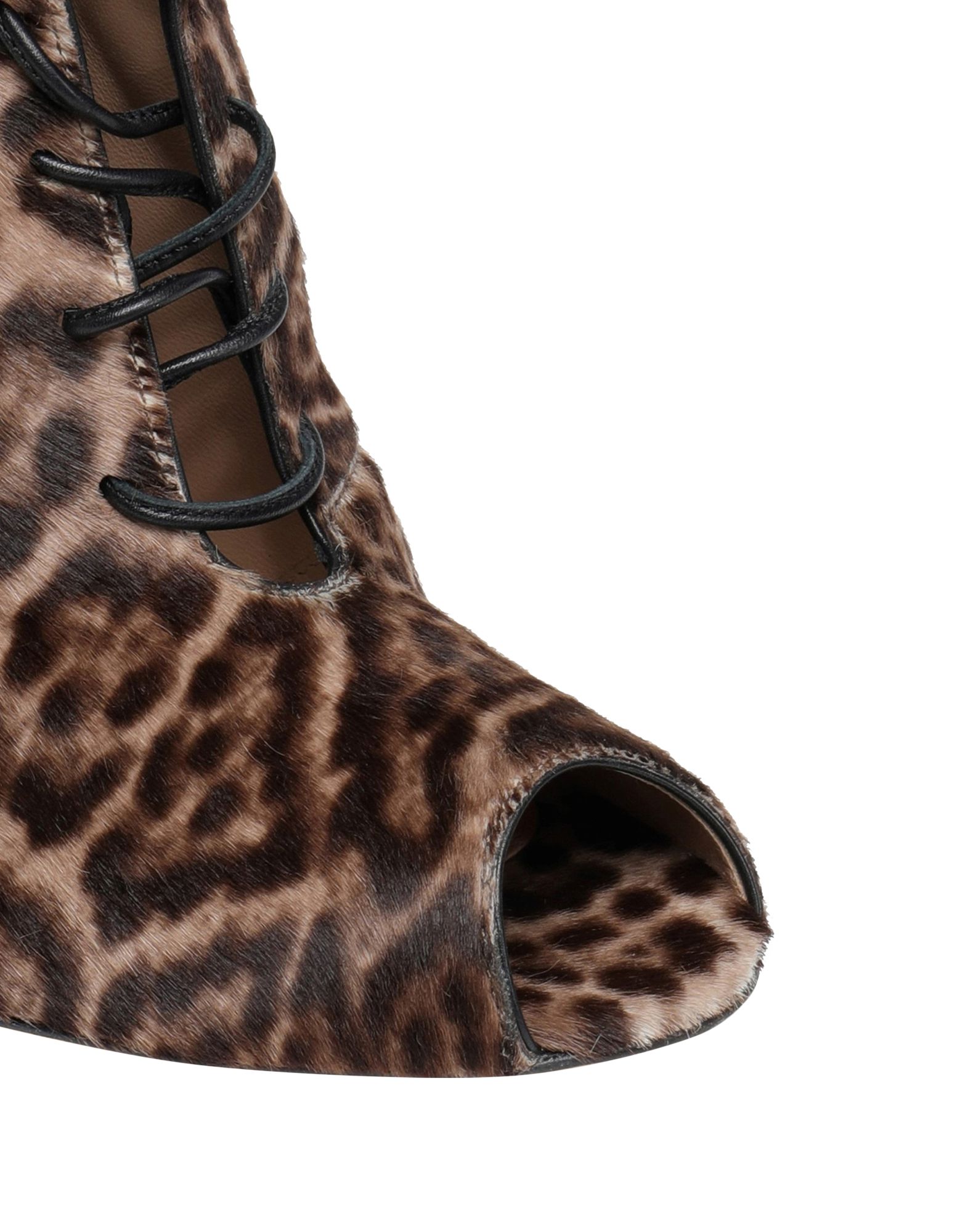 YOOX Online Fashion Design Shopping