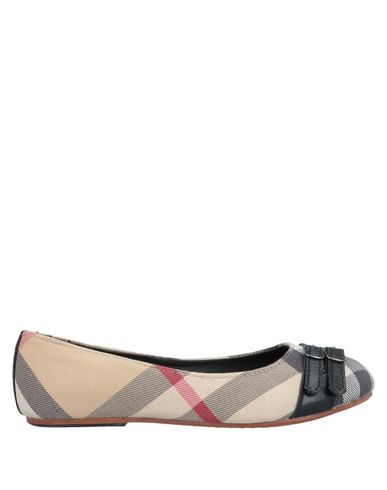 burberry pointed toe flats