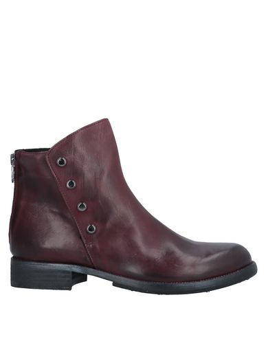 Juice Ankle Boots In Deep Purple