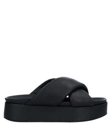 Habille' Italy Sandals In Black