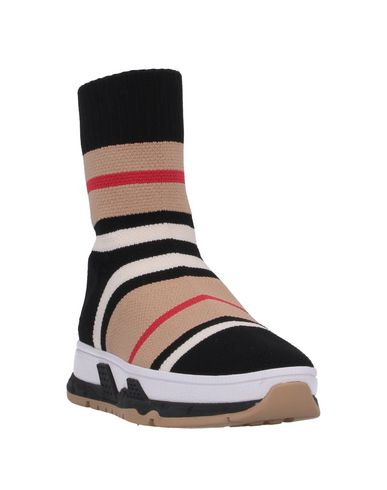 BURBERRY Sneakers