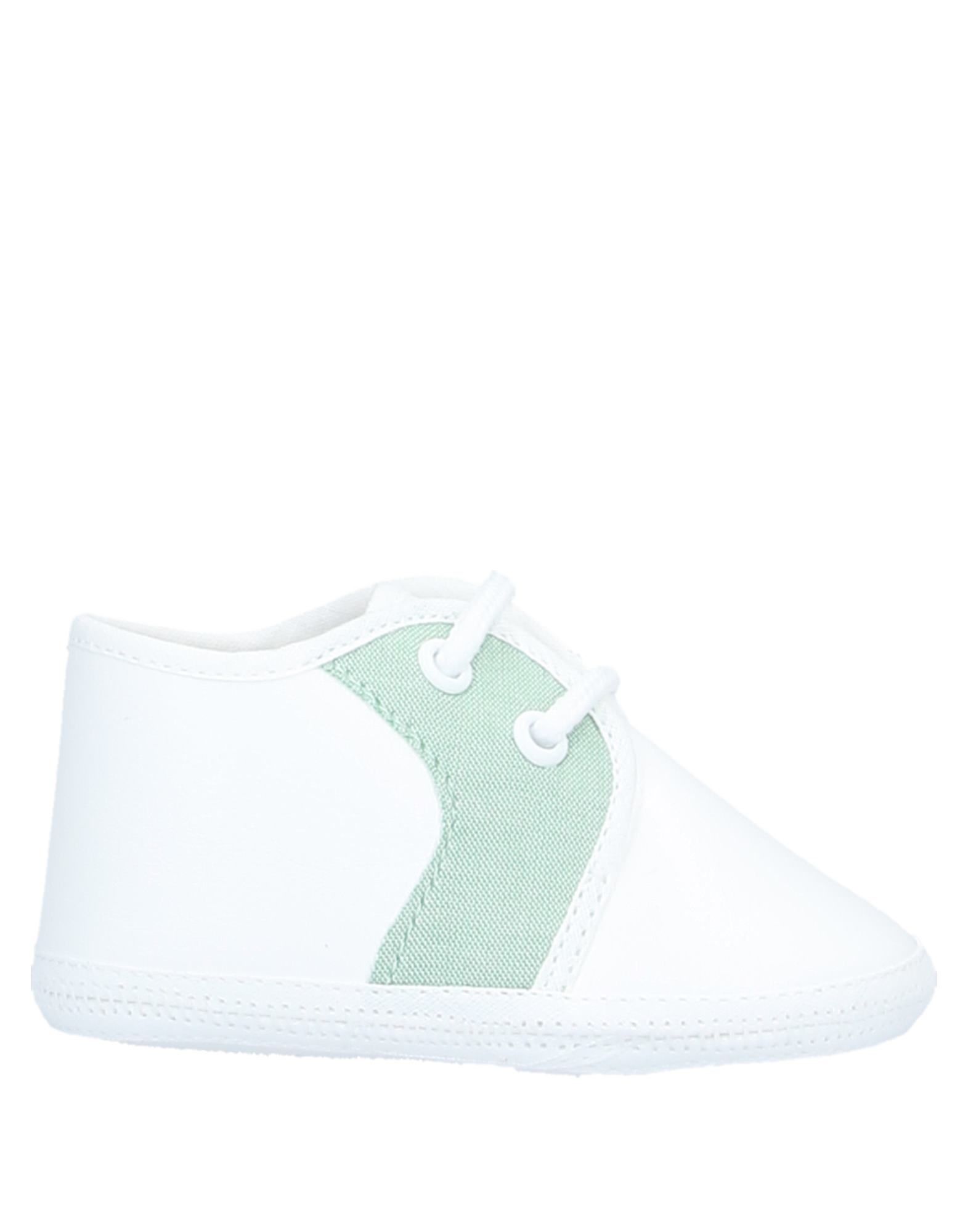 white newborn shoes boy