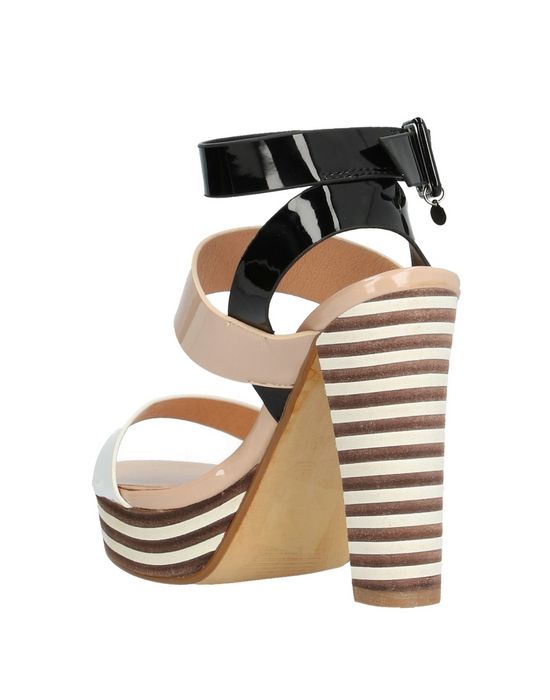 06 MILANO Сандалии