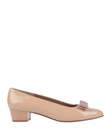 Ferragamo Vara Bow Patent Pumps In Blush