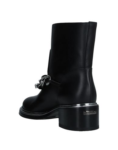 Le Silla Ankle Boot In Black