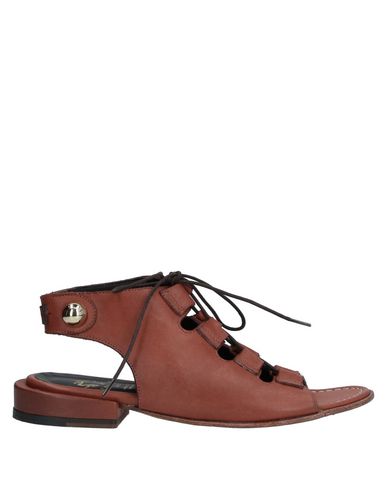 Le Ruemarcel Sandals In Brown