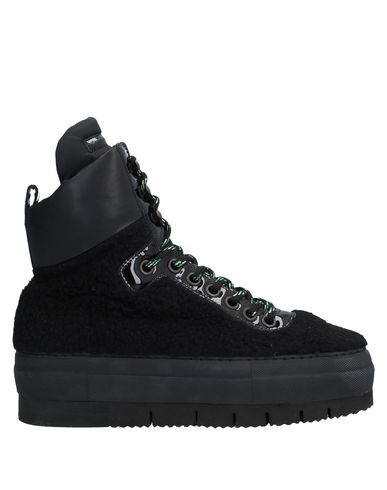 Philippe Model Ankle Boot In Black