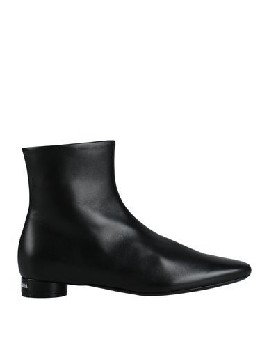 Balenciaga Oval Leather Ankle Boots In Black