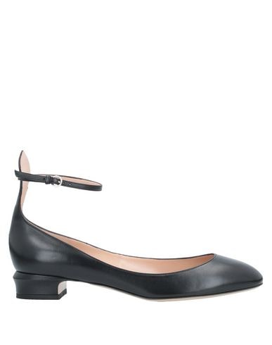 Valentino Garavani Ballet Flats In Black
