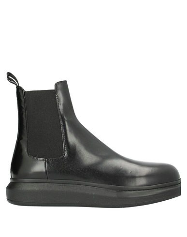 MCQUEEN Ankle boot Black Soft Leather