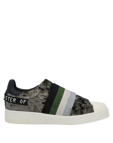 Click to view more detailed imagery on our partner's website Moa Master Of Arts Sneakers In Military Green