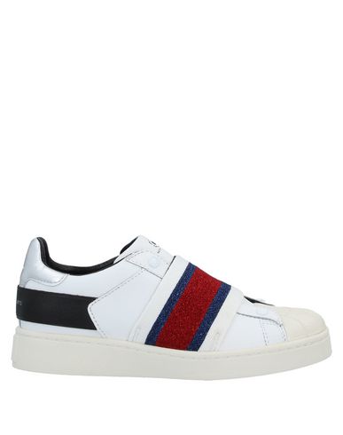 Click to view more detailed imagery on our partner's website Moa Master Of Arts Sneakers In White
