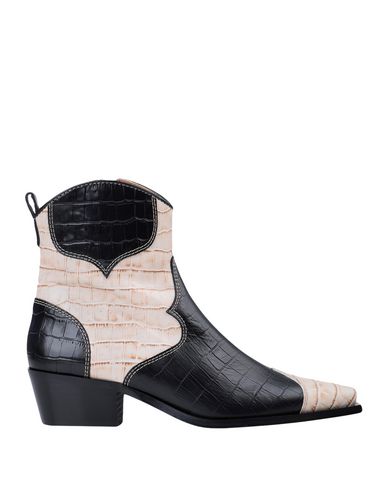 Click to view more detailed imagery on our partner's website Alohas Ankle Boot In Black
